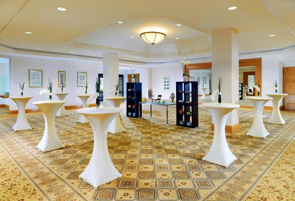 Bilderberg Bellevue Hotel Dresden Exterior photo The Wine Gallery