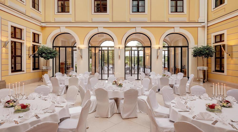 Bilderberg Bellevue Hotel Dresden Exterior photo The ballroom
