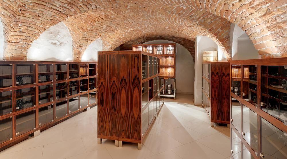 Bilderberg Bellevue Hotel Dresden Exterior photo Wine cellar