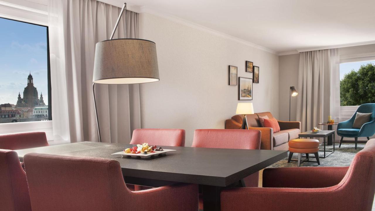 Bilderberg Bellevue Hotel Dresden Exterior photo A suite at the hotel