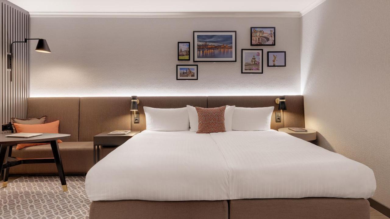 Bilderberg Bellevue Hotel Dresden Exterior photo A bedroom at the hotel